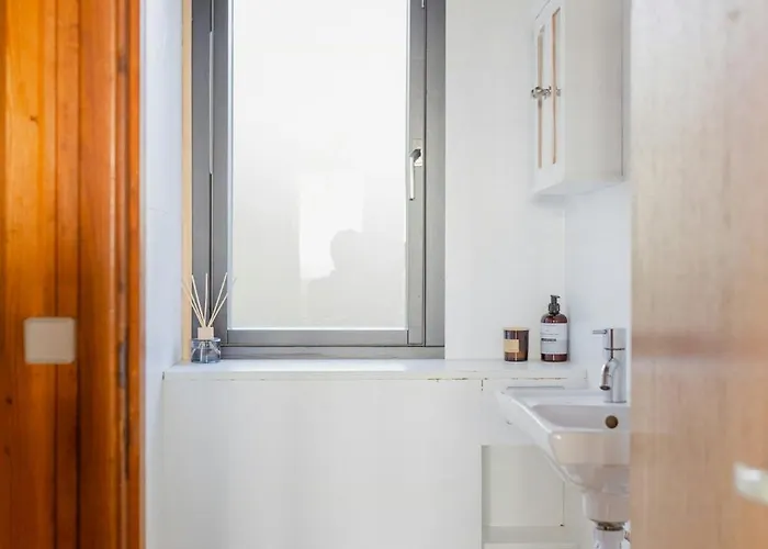 Nyaraló Less Is A Unique 55 Square Meter Experience *