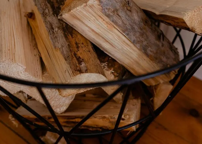 Less Is A Unique 55 Square Meter Experience Nyaraló *